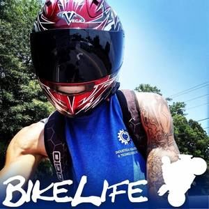 Meet your Posher, Justin